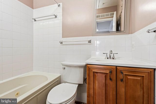 3930 ALLISON ST, North Brentwood, MD 20722