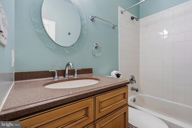 3930 ALLISON ST, North Brentwood, MD 20722