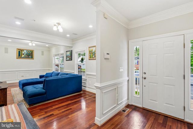 3930 ALLISON ST, North Brentwood, MD 20722