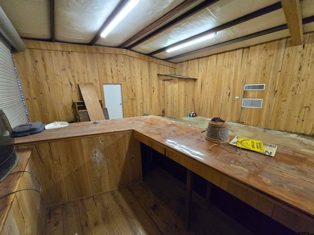 171 N Echo Ln, Rusk, TX 75785