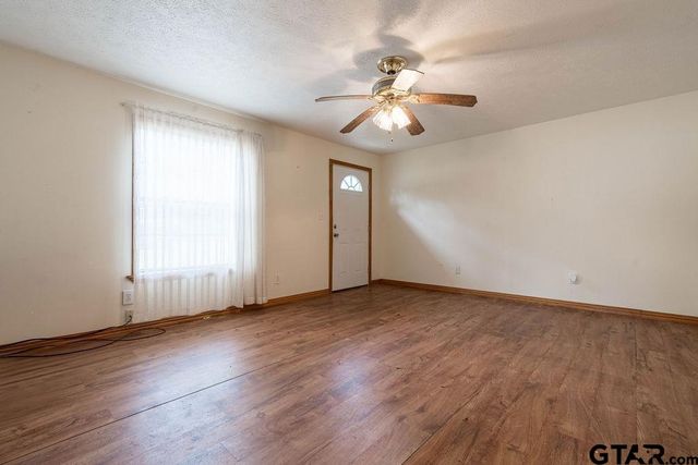 171 N Echo Ln, Rusk, TX 75785