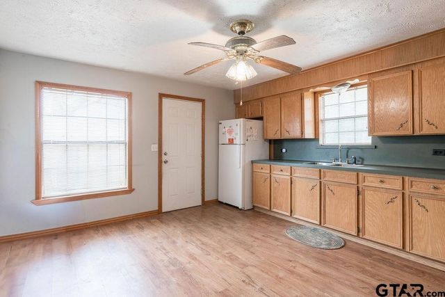 171 N Echo Ln, Rusk, TX 75785