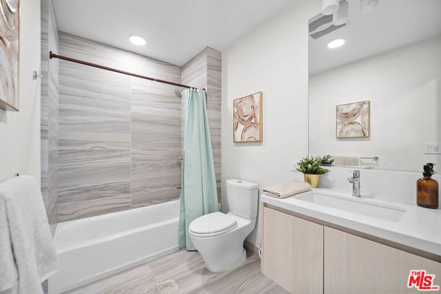 1050 S GRAND Avenue 1303, Los Angeles, CA 90015