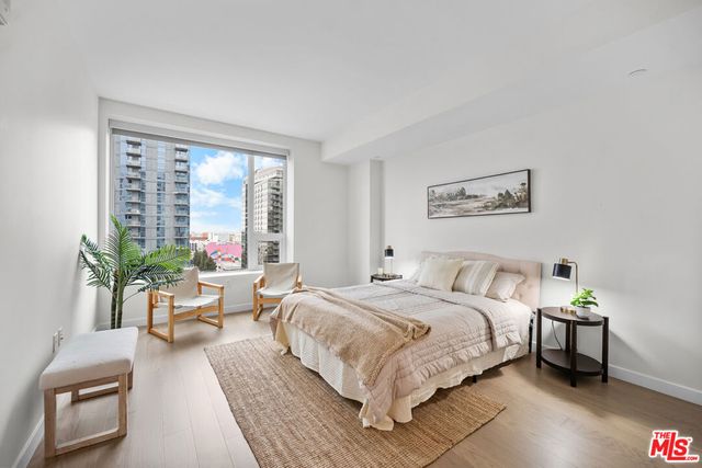 1050 S GRAND Avenue 1303, Los Angeles, CA 90015