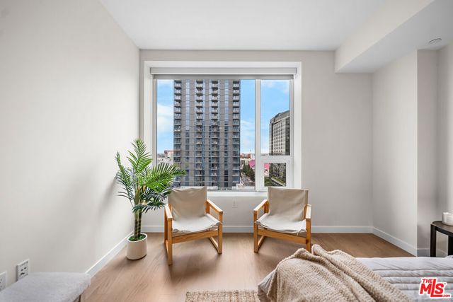 1050 S GRAND Avenue 1303, Los Angeles, CA 90015