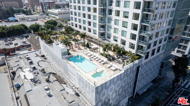 1050 S GRAND Avenue 1303, Los Angeles, CA 90015