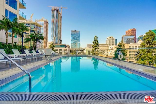 1050 S GRAND Avenue 1303, Los Angeles, CA 90015