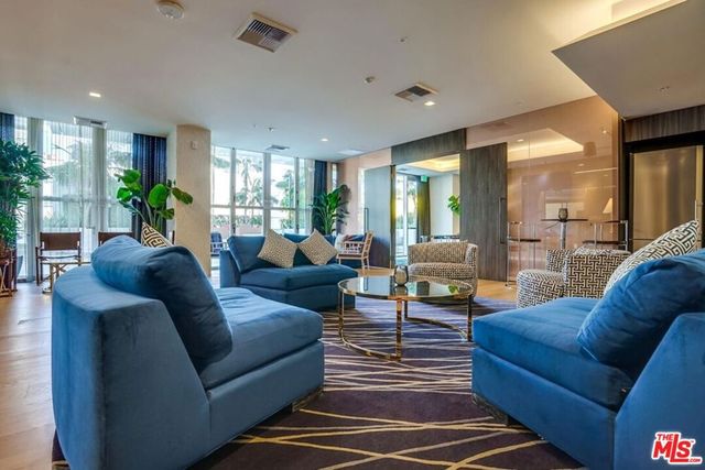 1050 S GRAND Avenue 1303, Los Angeles, CA 90015