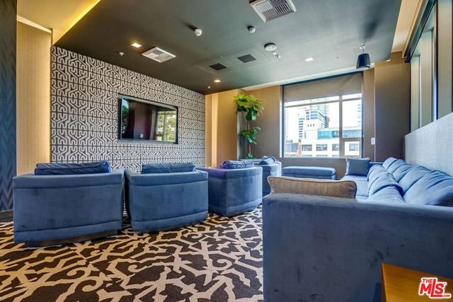1050 S GRAND Avenue 1303, Los Angeles, CA 90015