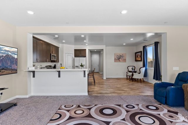 1309 Clasico Dr, Tehachapi, CA 93561