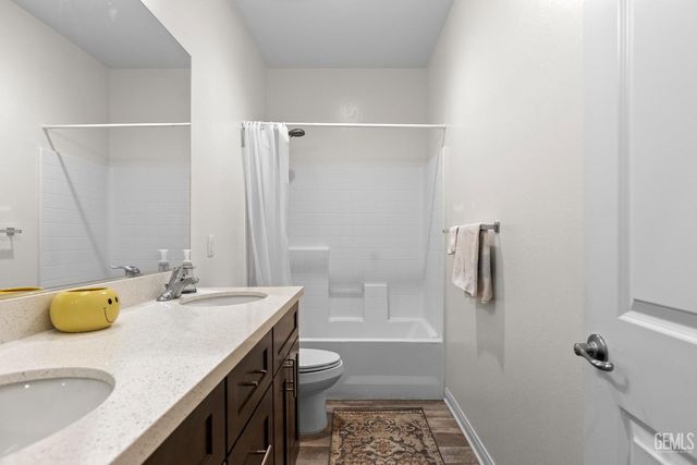 1309 Clasico Dr, Tehachapi, CA 93561