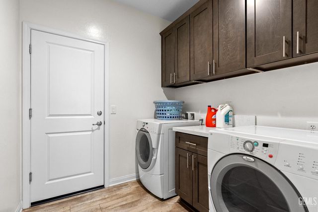 1309 Clasico Dr, Tehachapi, CA 93561