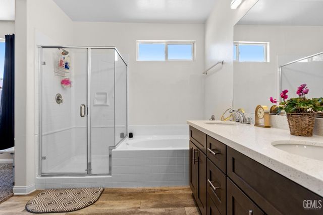 1309 Clasico Dr, Tehachapi, CA 93561