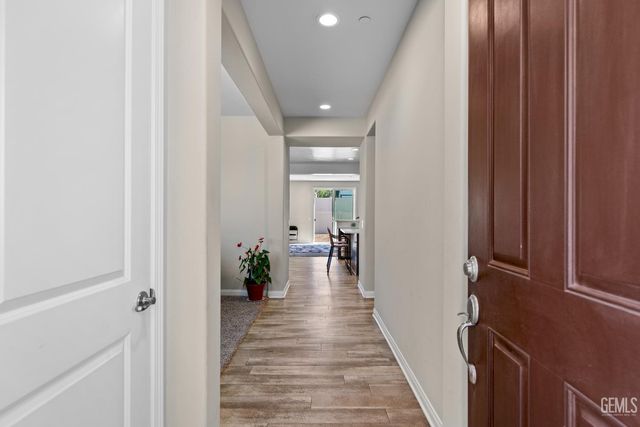 1309 Clasico Dr, Tehachapi, CA 93561