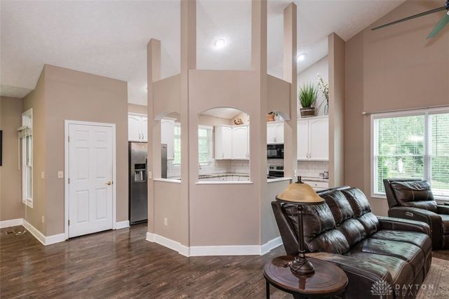 2060 Terrace Glen Court, Beavercreek, OH 45431