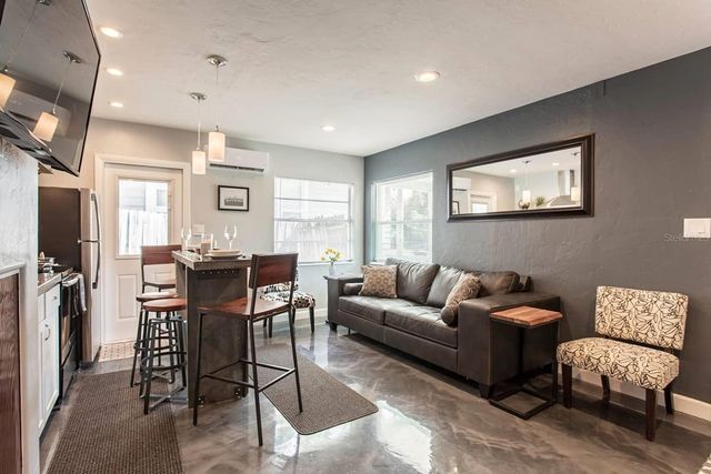 1235 22ND AVENUE S A, St Petersburg, FL 33705