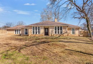 410 Shande Dr, Whitehouse, TX 75791