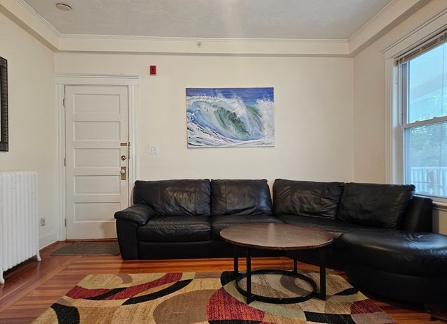 183 Rindge St 2, Cambridge, MA 02140