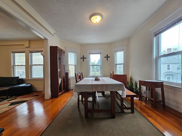 183 Rindge St 2, Cambridge, MA 02140