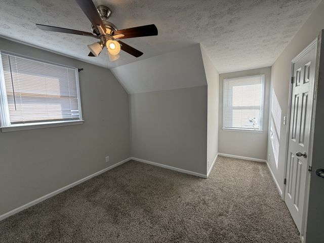 1033 Foxmoor Dr, Clarksville, TN 37042