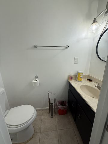 1033 Foxmoor Dr, Clarksville, TN 37042