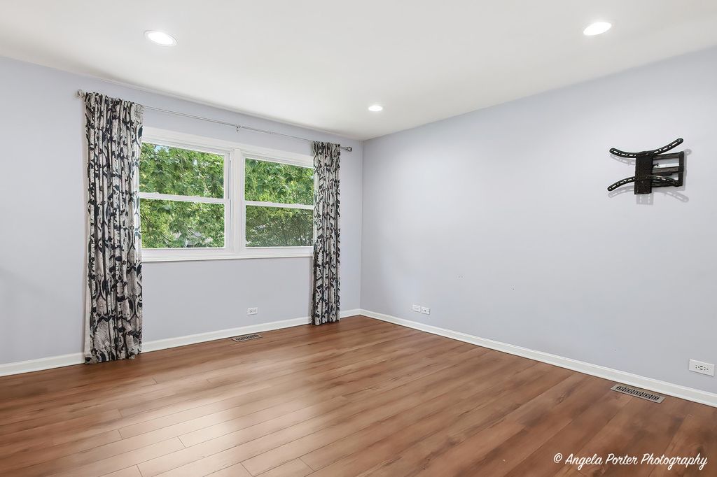 1011 Washington Avenue, Wauconda, IL 60084 — photo 5