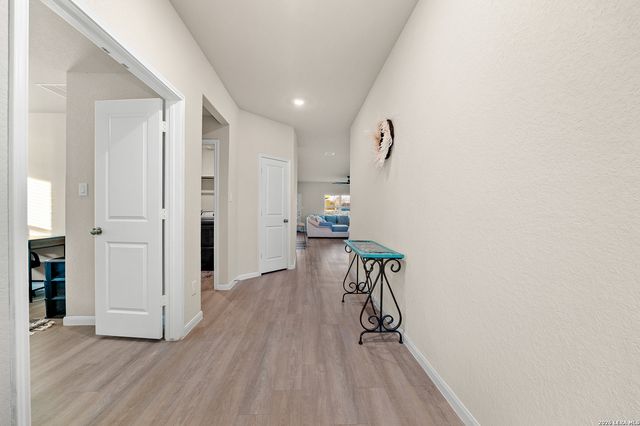 15107 Stagehand, San Antonio, TX 78245