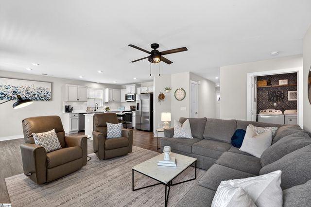 2053 Wexley Drive, Boiling Springs, SC 29316