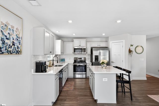 2053 Wexley Drive, Boiling Springs, SC 29316