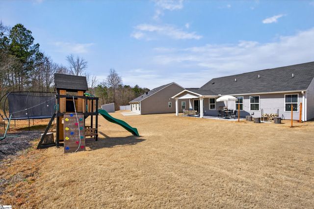 2053 Wexley Drive, Boiling Springs, SC 29316