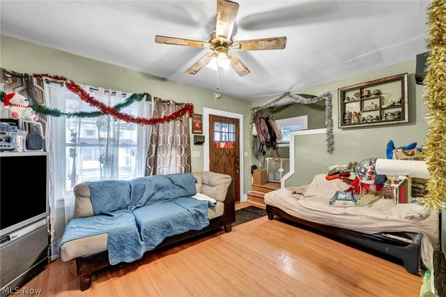 3056 W 104th Street, Cleveland, OH 44111