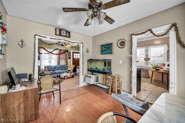 3056 W 104th Street, Cleveland, OH 44111