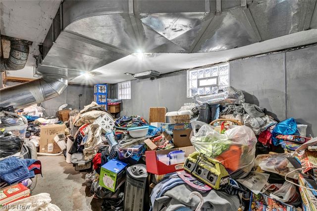 3056 W 104th Street, Cleveland, OH 44111