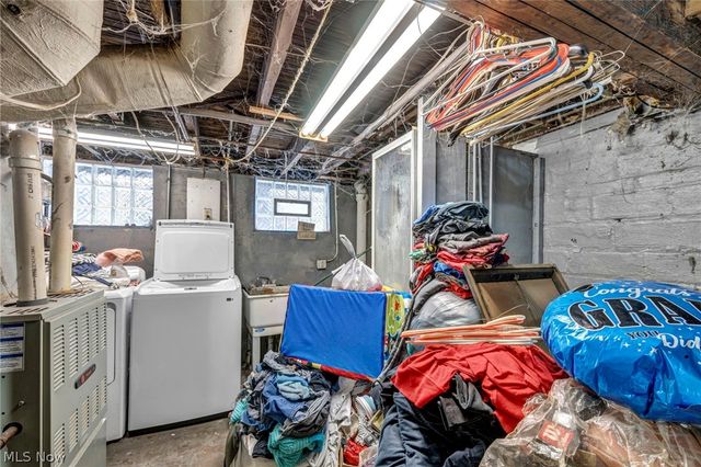 3056 W 104th Street, Cleveland, OH 44111