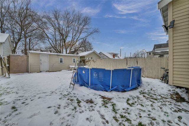 3056 W 104th Street, Cleveland, OH 44111