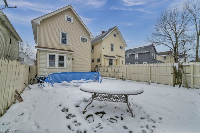 3056 W 104th Street, Cleveland, OH 44111