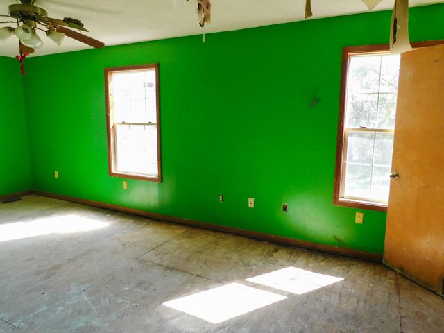 2200 Croley Bend Road, Williamsburg, KY 40769