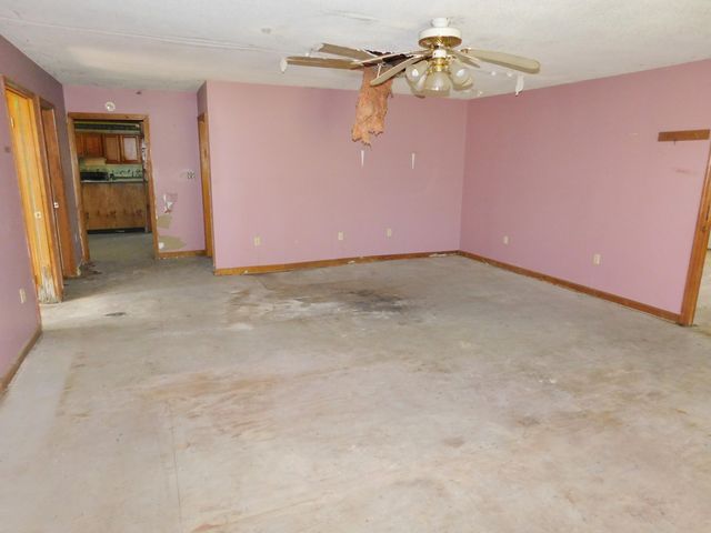 2200 Croley Bend Road, Williamsburg, KY 40769