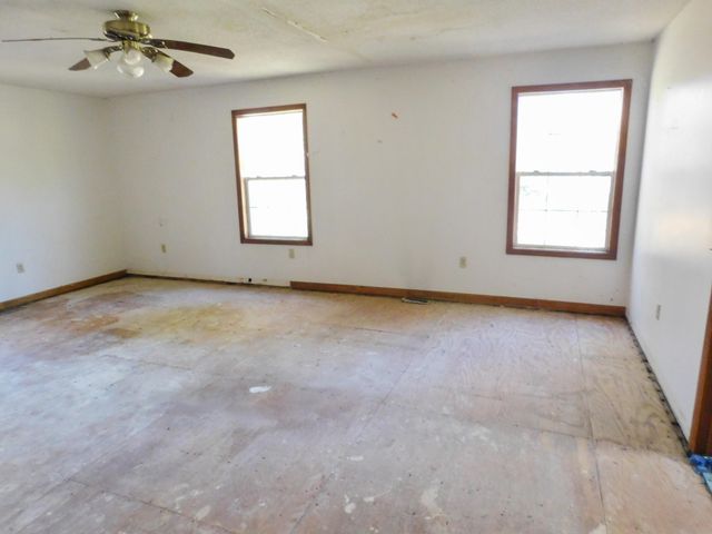 2200 Croley Bend Road, Williamsburg, KY 40769