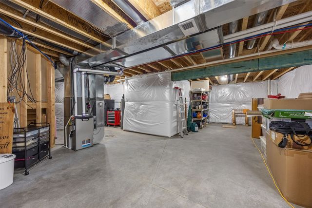 260 Battle Creek Drive, Marion, IA 52302