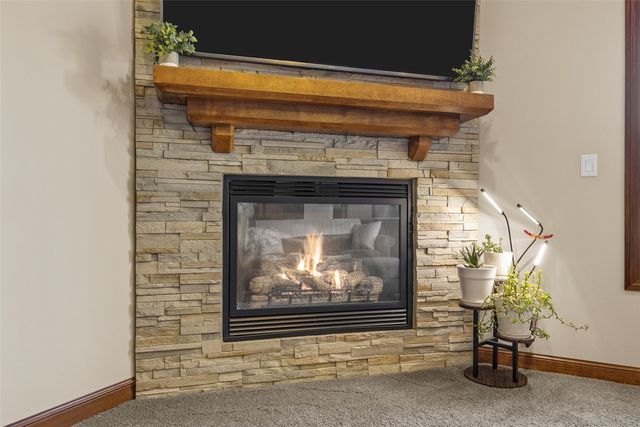 260 Battle Creek Drive, Marion, IA 52302