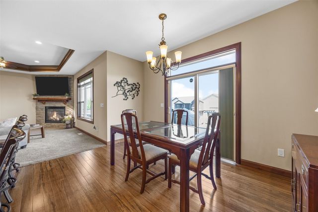 260 Battle Creek Drive, Marion, IA 52302
