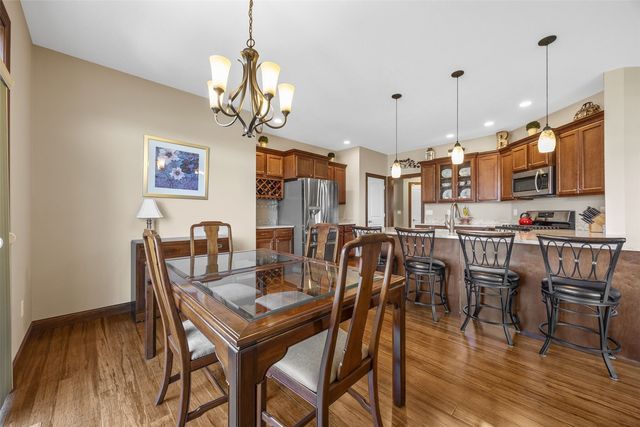 260 Battle Creek Drive, Marion, IA 52302