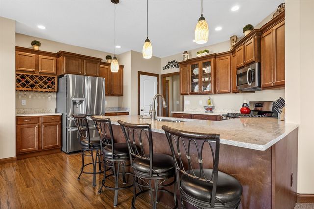 260 Battle Creek Drive, Marion, IA 52302