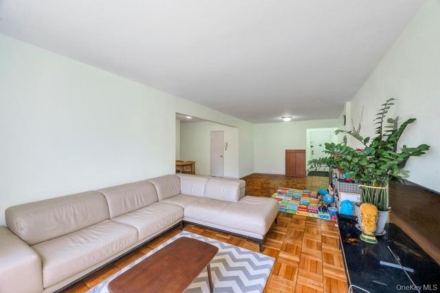 224-24 Union Turnpike 1P, Bayside, NY 11364