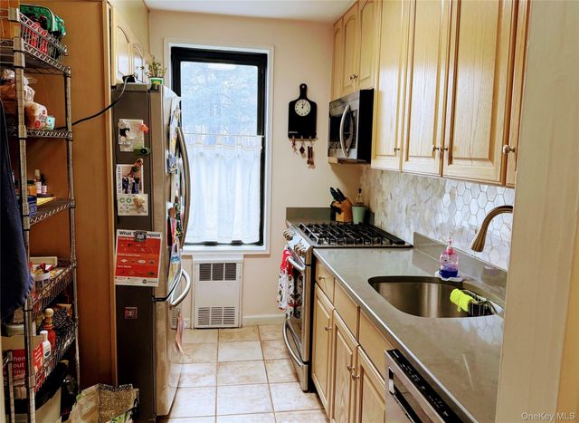 224-24 Union Turnpike 1P, Bayside, NY 11364