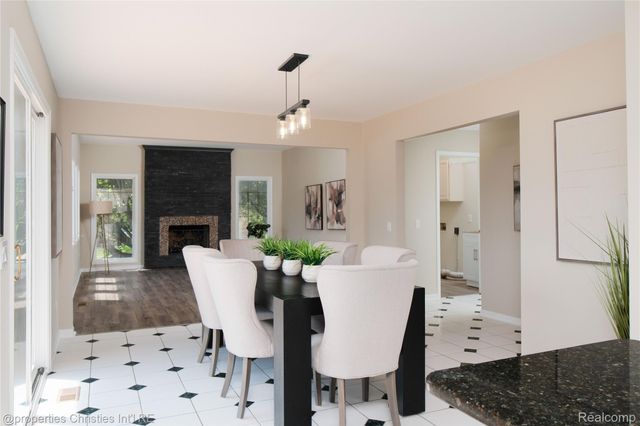 22452 Fuller Drive, Novi, MI 48374