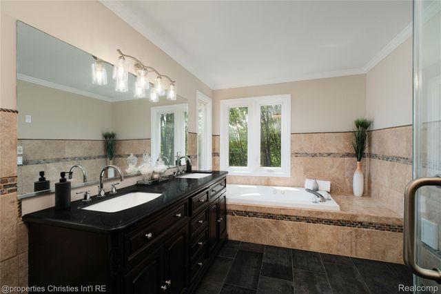 22452 Fuller Drive, Novi, MI 48374