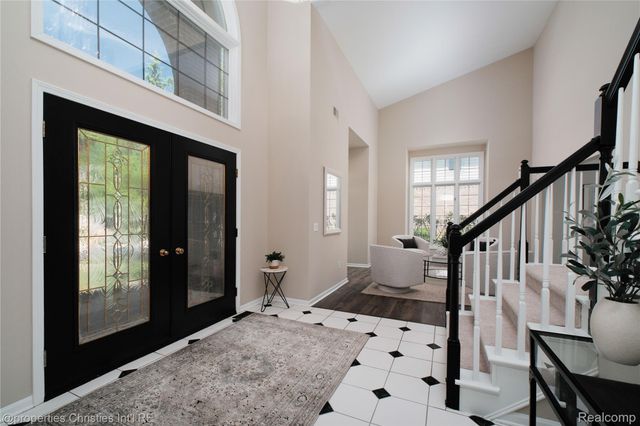 22452 Fuller Drive, Novi, MI 48374