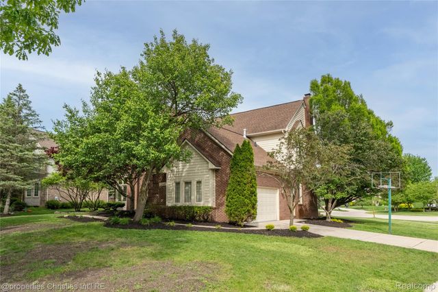 22452 Fuller Drive, Novi, MI 48374
